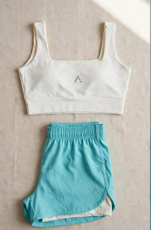 Conjuntinho fitness branco e azul