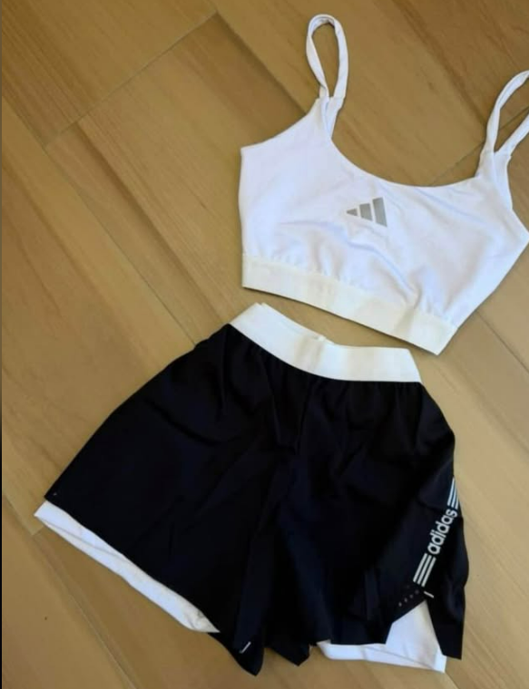Conjuntinho Adidas