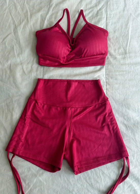 Conjunto fitness rosa